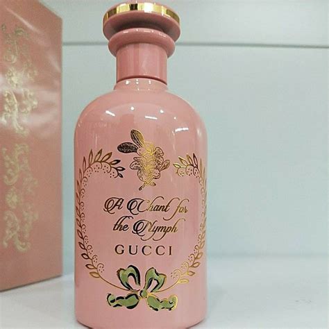 A Chant for the Nymph Gucci for women and men.